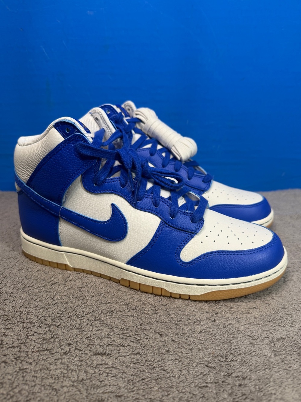 Nike dunk hi SE
'racer blue gum'
Brand new
